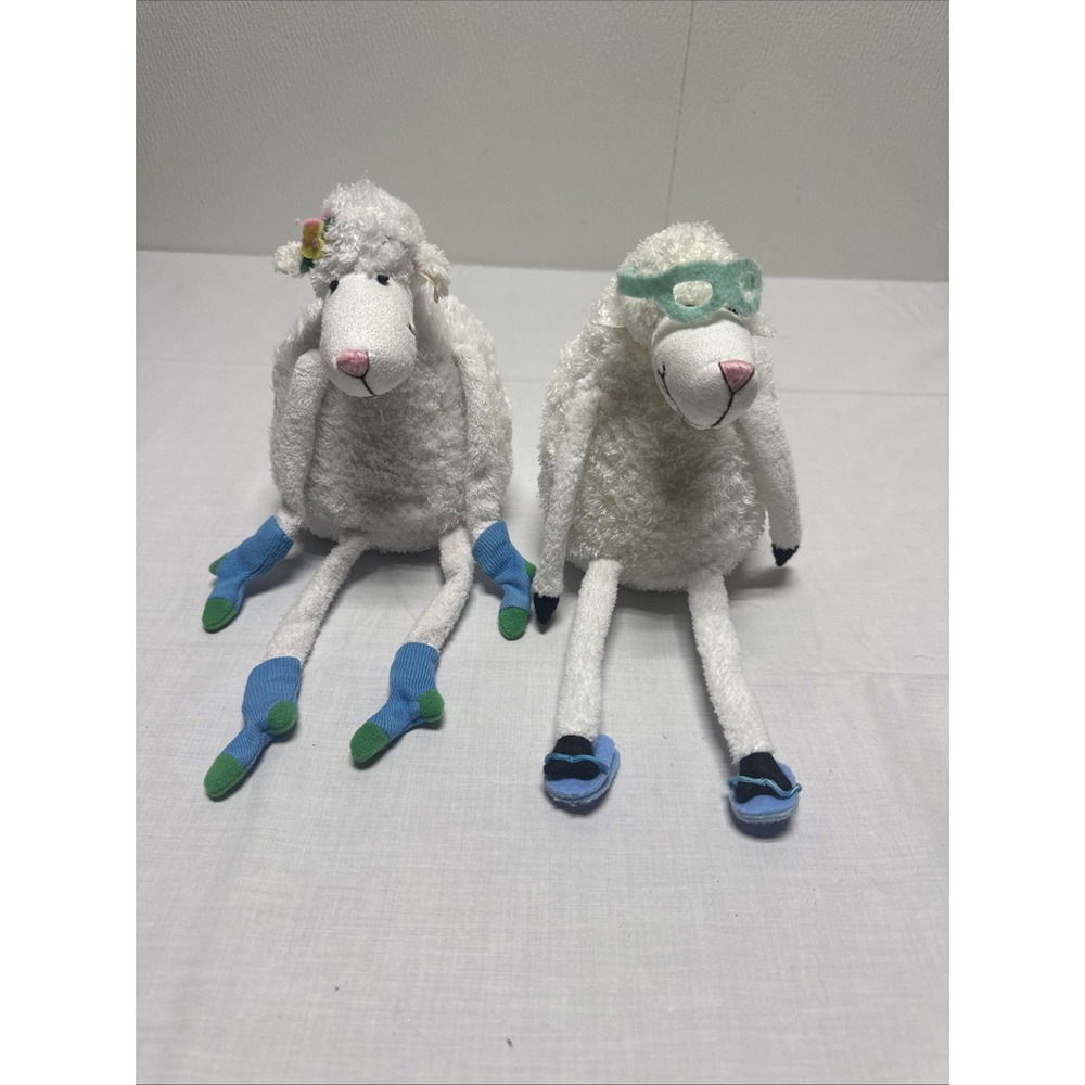 2 Really Woolly Sheep White 2004/5 Plush Hallmark Day Spring Cards blue socks